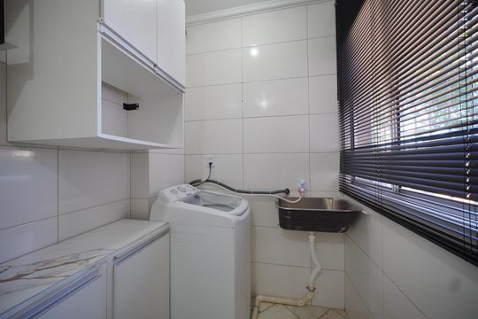 Área de Serviço de apartamento para alugar com 2 quartos, 54m² em Bom Viver, São José