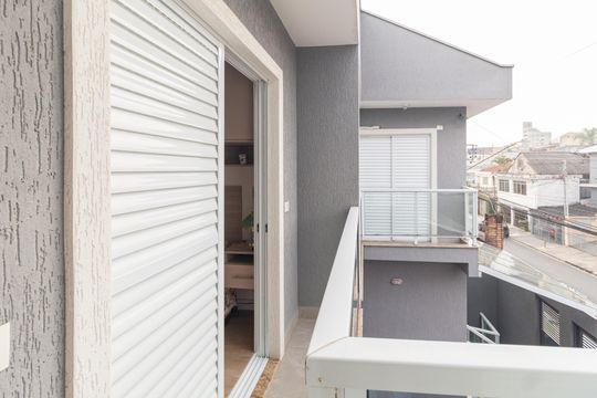 Sacada de casa de condomínio para alugar com 2 quartos, 64m² em Pestana, Osasco