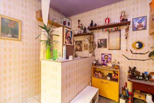 Quarto de Serviço de casa para alugar com 3 quartos, 300m² em Jardim Robru, São Paulo