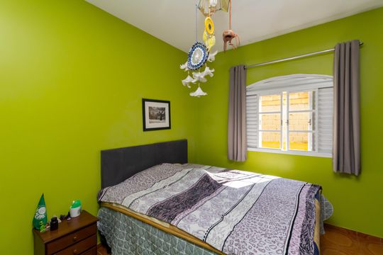 Quarto 2 de casa para alugar com 3 quartos, 300m² em Jardim Robru, São Paulo