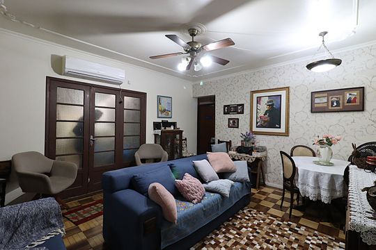Apartamento à venda com 3 quartos, 107m² em São Geraldo, Porto Alegre