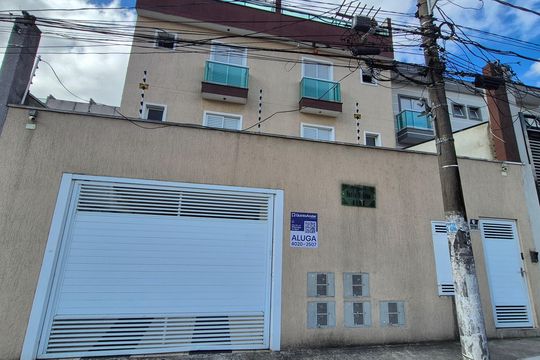 Fachada  de apartamento para alugar com 2 quartos, 110m² em Parque Novo Oratório, Santo André