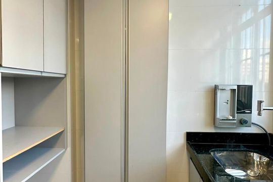 Área de serviço  de apartamento à venda com 2 quartos, 60m² em Serra, Belo Horizonte