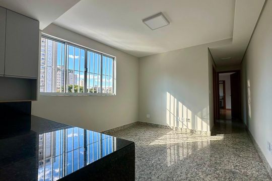 Apartamento à venda com 2 quartos, 60m² em Serra, Belo Horizonte