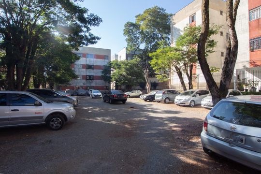 Garagem de apartamento para alugar com 3 quartos, 80m² em Serrano, Belo Horizonte