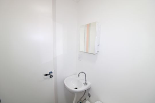 Banheiro de apartamento para alugar com 2 quartos, 42m² em Vila Dom Pedro Ii, São Paulo