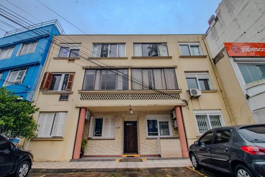 Fachada de apartamento à venda com 2 quartos, 70m² em Petrópolis, Porto Alegre