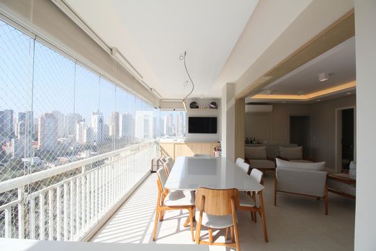Varanda Gourmet de apartamento à venda com 3 quartos, 138m² em Vila Andrade, São Paulo