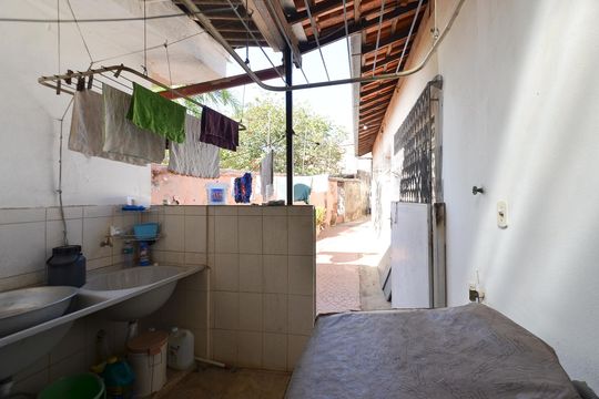Área de Serviço de casa para alugar com 3 quartos, 120m² em São Cristóvão, Belo Horizonte