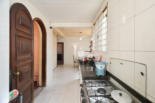 Cozinha de casa para alugar com 3 quartos, 120m² em São Cristóvão, Belo Horizonte