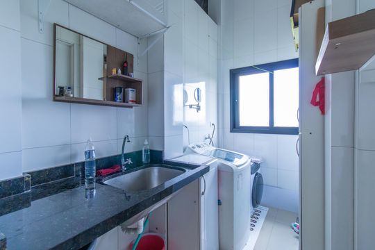 Área de Serviço do Espaço 2 de casa de condomínio para alugar com 4 quartos, 252m² em Granja Viena, Cotia