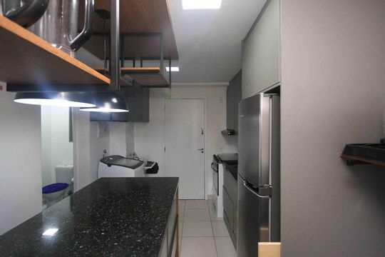 Cozinha de apartamento para alugar com 2 quartos, 32m² em Vila Ivone, São Paulo