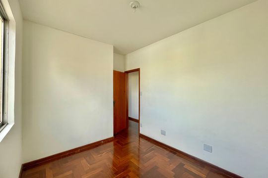 Apartamento à venda com 3 quartos, 78m² em Cachoeirinha, Belo Horizonte