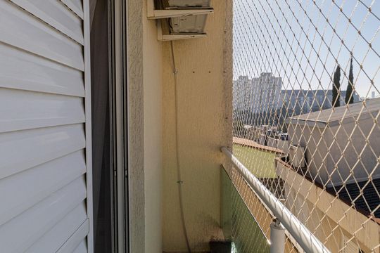 Varanda Quarto 1 de casa de condomínio à venda com 3 quartos, 105m² em Vila Talarico, São Paulo