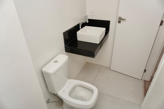 Banheiro da Suíte de apartamento à venda com 3 quartos, 180m² em Santa Ines, Belo Horizonte