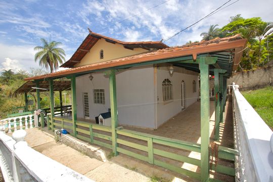 Varanda de apartamento para alugar com 4 quartos, 1300m² em A Definir Em Campo, Contagem