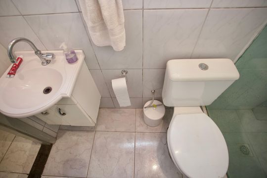 Banheiro da Suíte de apartamento para alugar com 4 quartos, 1300m² em A Definir Em Campo, Contagem