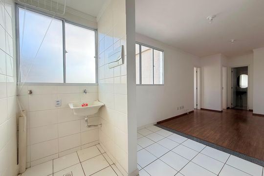 Área de Serviço de apartamento para alugar com 2 quartos, 47m² em Estoril, Belo Horizonte