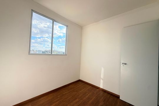 Quarto 2 de apartamento para alugar com 2 quartos, 47m² em Estoril, Belo Horizonte