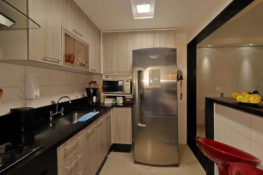 Cozinha de apartamento à venda com 3 quartos, 78m² em Campestre, Santo André