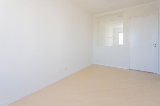 Sala de apartamento à venda com 2 quartos, 48m² em Vila Arriete, São Paulo