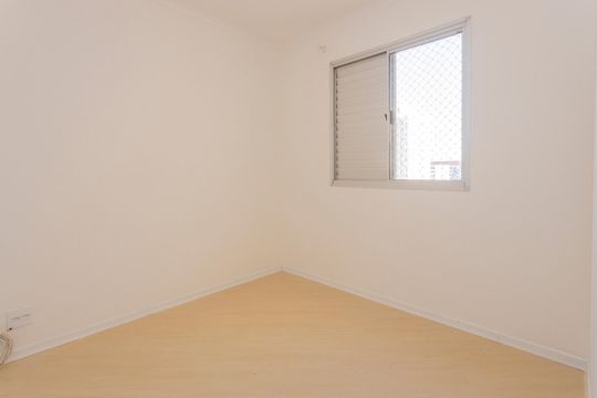 Quarto 1 de apartamento à venda com 2 quartos, 48m² em Vila Arriete, São Paulo