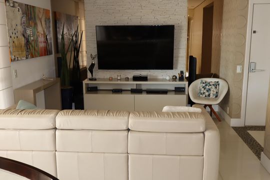 Sala de apartamento à venda com 3 quartos, 130m² em Jardim Avelino, São Paulo