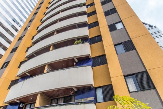 Fachada de apartamento à venda com 3 quartos, 86m² em Empresarial 18 do Forte, Barueri