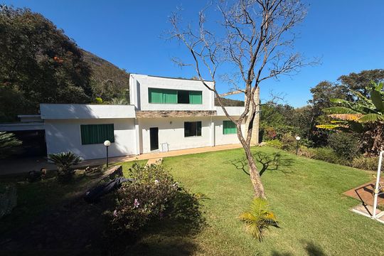 Fachada de casa de condomínio para alugar com 5 quartos, 300m² em Retiro do Chale, Brumadinho