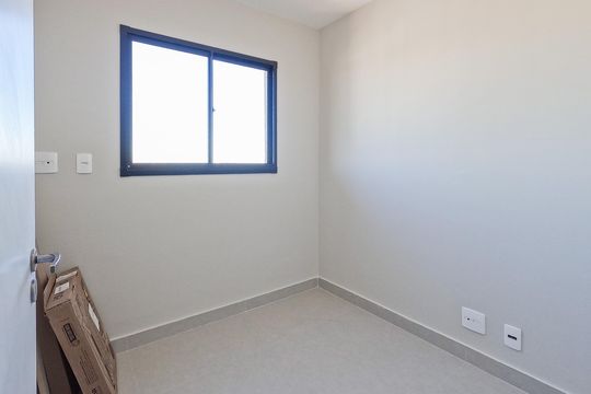 Apartamento para alugar com 2 quartos, 43m² em Vila Santa Edwiges, São Paulo