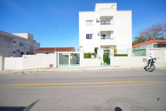 Fachada de apartamento para alugar com 2 quartos, 55m² em Serraria, São José