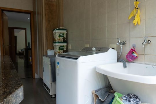 Área de serviço de casa para alugar com 5 quartos, 1200m² em Santa Rita, Piracicaba