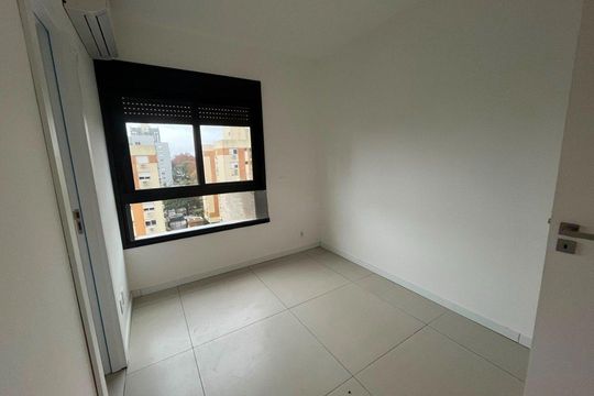 Quarto 1 de apartamento para alugar com 2 quartos, 69m² em Boa Vista, Porto Alegre