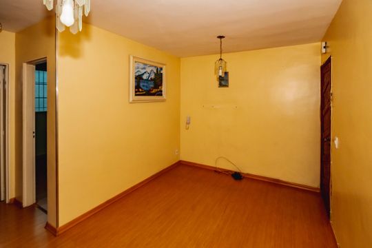 Sala de apartamento à venda com 2 quartos, 50m² em Dom Silverio, Belo Horizonte