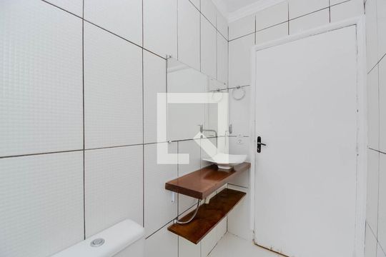Banheiro de casa para alugar com 2 quartos, 65m² em bom sucesso , Guarulhos