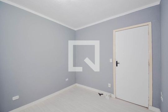 Quarto de casa para alugar com 2 quartos, 65m² em bom sucesso , Guarulhos