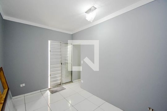 Quarto de casa para alugar com 2 quartos, 65m² em bom sucesso , Guarulhos
