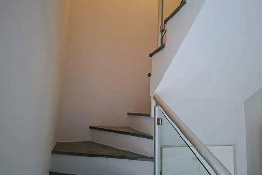 Sala de casa de condomínio para alugar com 3 quartos, 120m² em Jardim Bom Retiro, Campinas