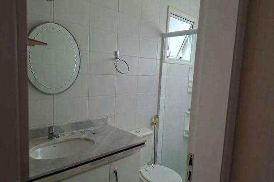 Banheiro de casa de condomínio para alugar com 3 quartos, 120m² em Jardim Bom Retiro, Campinas