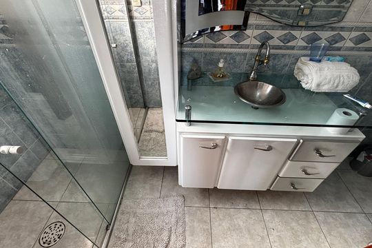 Banheiro da Suíte 2 de casa para alugar com 4 quartos, 580m² em Vila Homero Thon, Santo André