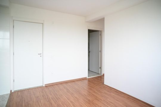 Sala de apartamento para alugar com 2 quartos, 43m² em Jardim Maria Estela, São Paulo