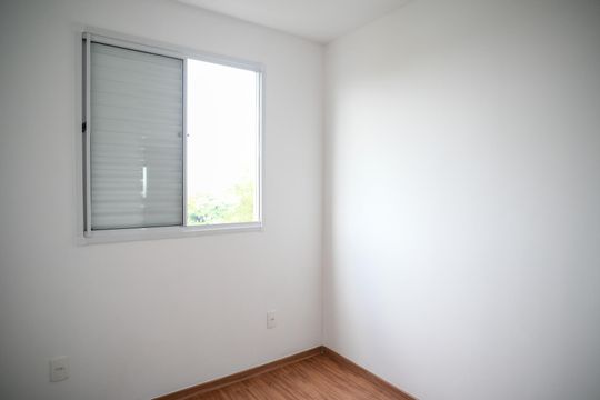 Quarto 1 de apartamento para alugar com 2 quartos, 43m² em Jardim Maria Estela, São Paulo
