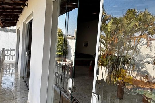 Área comum de casa à venda com 4 quartos, 580m² em Vila Homero Thon, Santo André