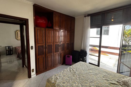 Suíte 2 de casa à venda com 4 quartos, 580m² em Vila Homero Thon, Santo André