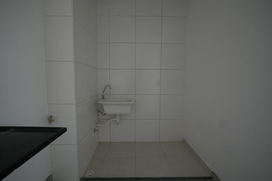 Área de Serviço de apartamento para alugar com 2 quartos, 35m² em Santa Maria, Santo André
