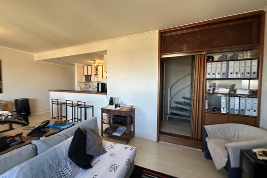 Sala de apartamento para alugar com 2 quartos, 115m² em Alphaville Industrial, Barueri