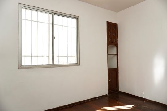 Sala  de apartamento à venda com 3 quartos, 110m² em Santa Lúcia, Belo Horizonte