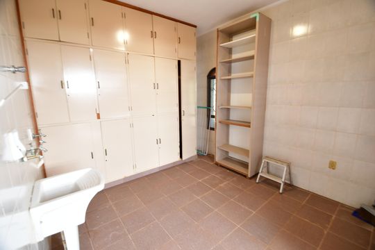 Área de Serviço de casa para alugar com 4 quartos, 262m² em Chácara Santa Margarida, Campinas