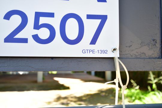 Fachada / Placa de casa para alugar com 4 quartos, 262m² em Chácara Santa Margarida, Campinas