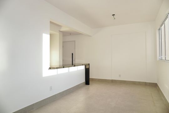 Sala de apartamento à venda com 2 quartos, 67m² em Santa Efigênia, Belo Horizonte